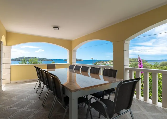 Modern Near The Sea Villa *