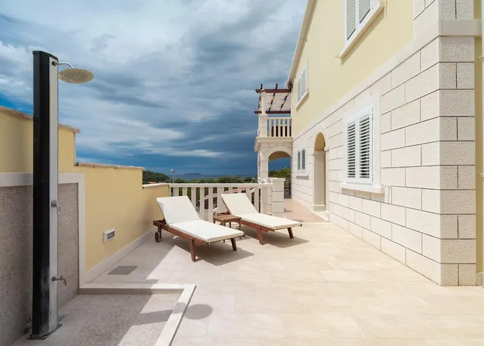 Modern Near The Sea Villa