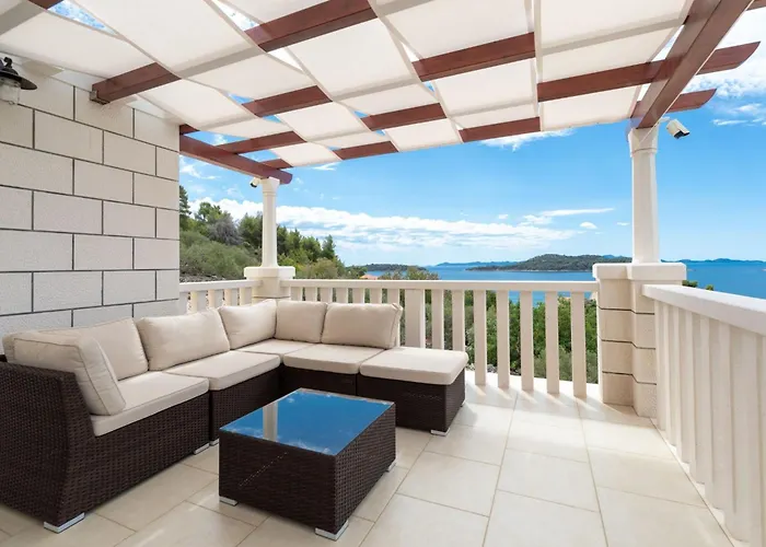 Modern Near The Sea Villa Blato (Korcula)
