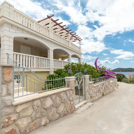 Modern Near The Sea Villa Blato (Korcula)
