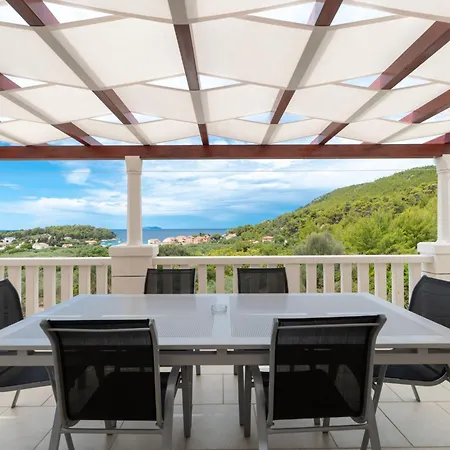 Modern Near The Sea * Blato (Korcula)